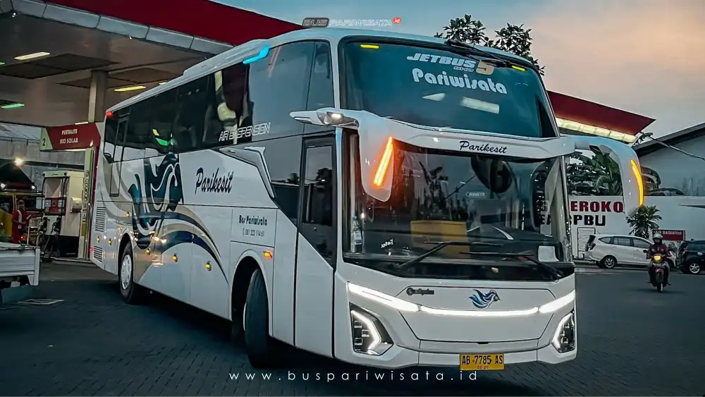 buspariwisata.id - foto bus pariwisarta parikesit a