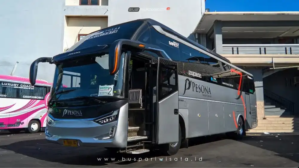 buspariwisata.id - foto bus pariwisata pesona d