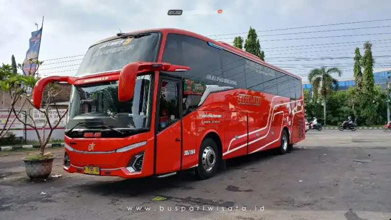 buspariwisata.id – foto bus pariwisata subur jaya b