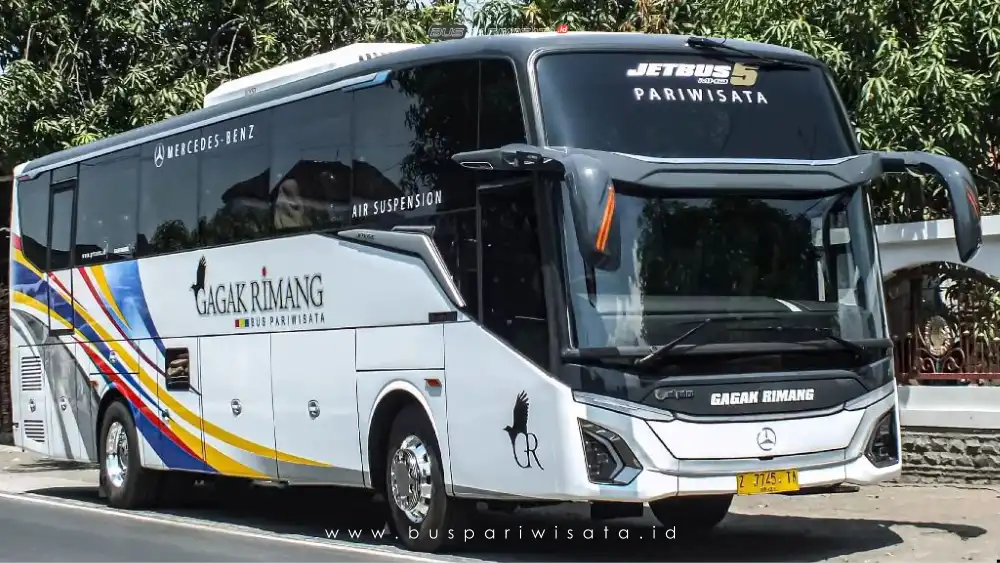 buspariwisata.id – foto bus pariwisata gagak rimang b