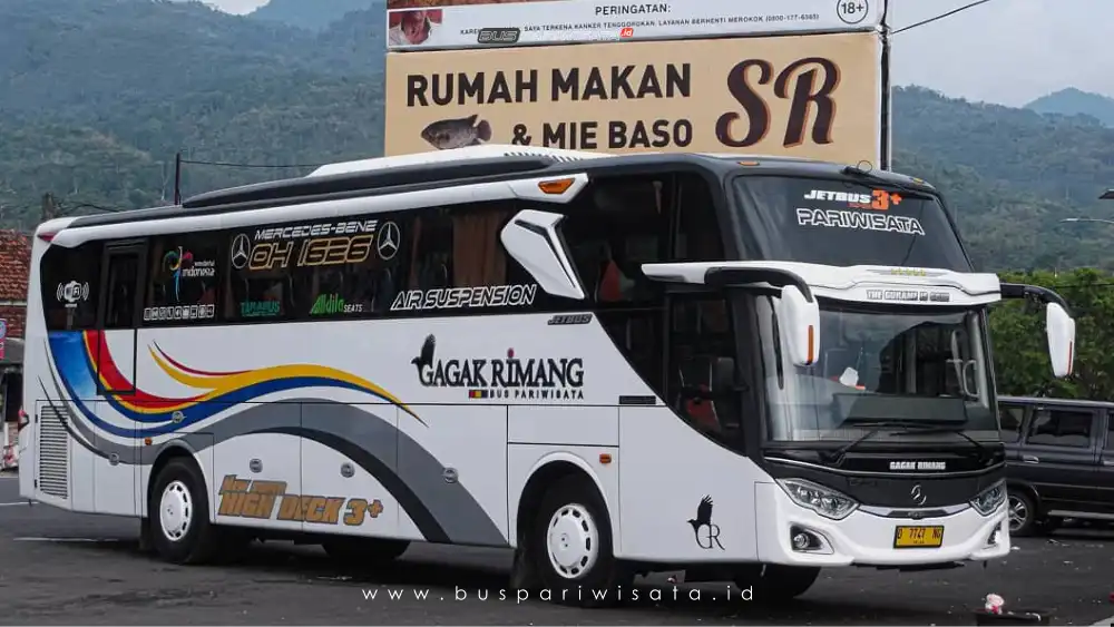 buspariwisata.id - foto bus pariwisata gagak rimang e