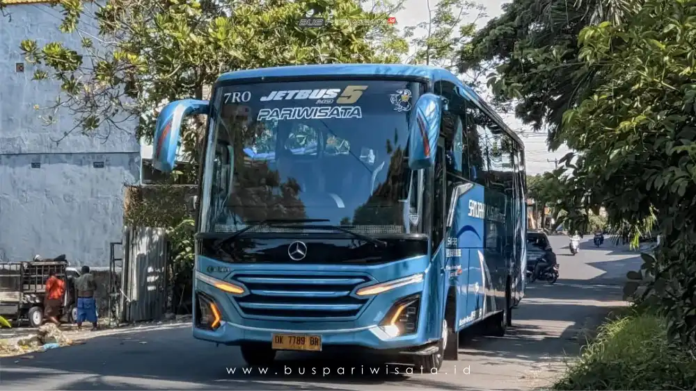 buspariwisata.id – foto medium bus pariwisata sanjaya kusuma trans a